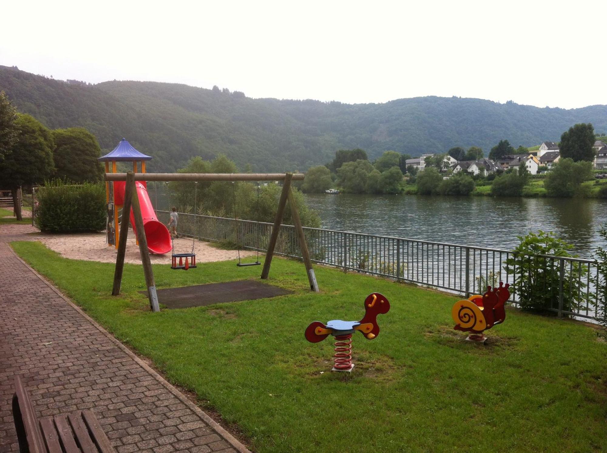 Haus Marlene Apartman Zell an der Mosel Kültér fotó